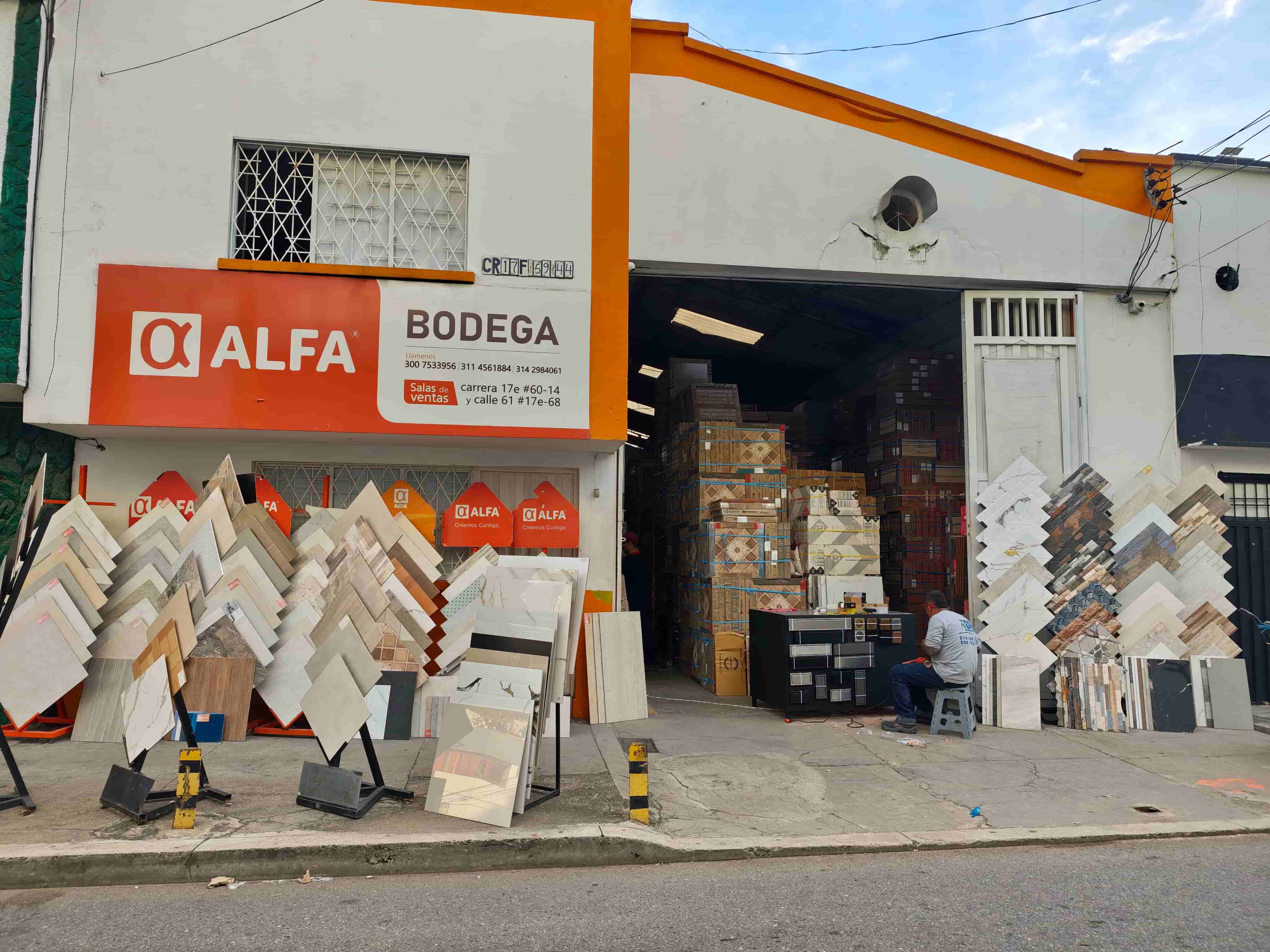 15 años construyendo confianza en cada espacio.